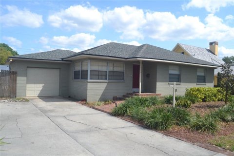 House in Lakeland, Florida 4 bedrooms, 152.36 sq.m. № 1602406 - photo 3