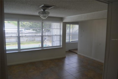 House in Lakeland, Florida 4 bedrooms, 152.36 sq.m. № 1602406 - photo 10