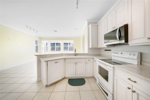 Villa ou maison à vendre à Punta Gorda, Floride: 2 chambres, 124.58 m2 № 2224452 - photo 12
