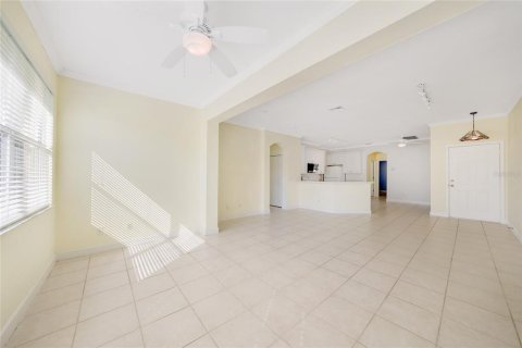Villa ou maison à vendre à Punta Gorda, Floride: 2 chambres, 124.58 m2 № 2224452 - photo 6
