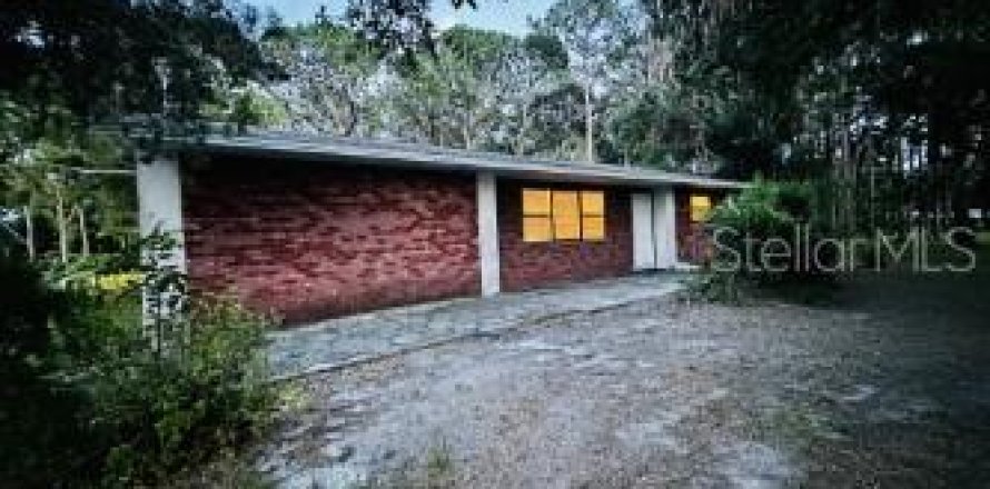 Villa ou maison à Saint Petersburg, Floride 2 chambres, 99.03 m2 № 1841803