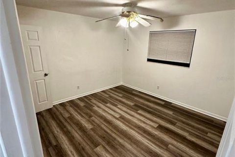 Villa ou maison à louer à Saint Petersburg, Floride: 2 chambres, 99.03 m2 № 1841803 - photo 5