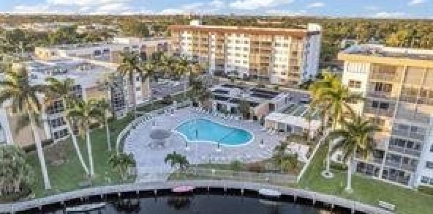 Condominio en Oakland Park, Florida, 1 dormitorio № 965897