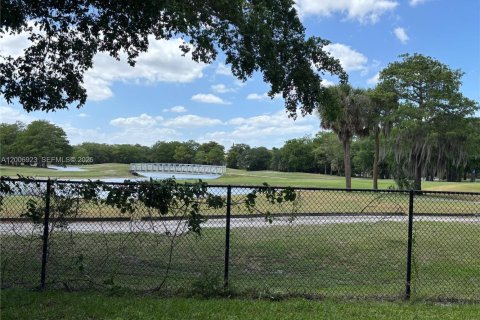 Condominio en venta en Tamarac, Florida, 2 dormitorios, 88.16 m2 № 2071288 - foto 20