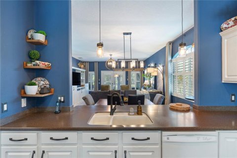 Купить виллу или дом в Тарпон-Спрингс, Флорида 10 комнат, 163.32м2, № 1905640 - фото 13