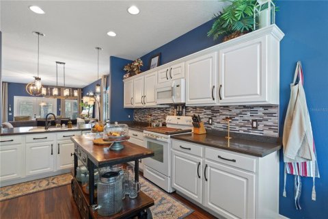 Купить виллу или дом в Тарпон-Спрингс, Флорида 10 комнат, 163.32м2, № 1905640 - фото 10