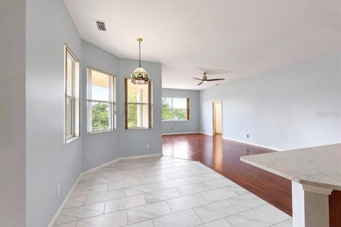 House in Naples, Florida 4 bedrooms, 255.76 sq.m. № 2231752 - photo 15