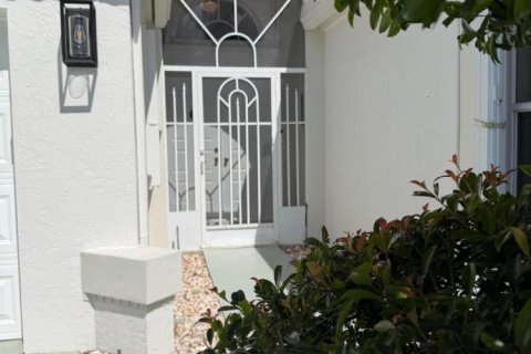 House in Boynton Beach, Florida 3 bedrooms, 203.18 sq.m. № 2147187 - photo 3