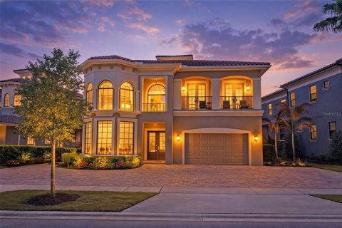 Villa ou maison à Four Corners, Floride 5 chambres, 470.18 m2 № 2138993