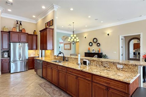 House in Four Corners, Florida 5 bedrooms, 470.18 sq.m. № 2138993 - photo 20