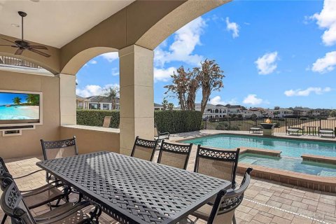 House in Four Corners, Florida 5 bedrooms, 470.18 sq.m. № 2138993 - photo 8