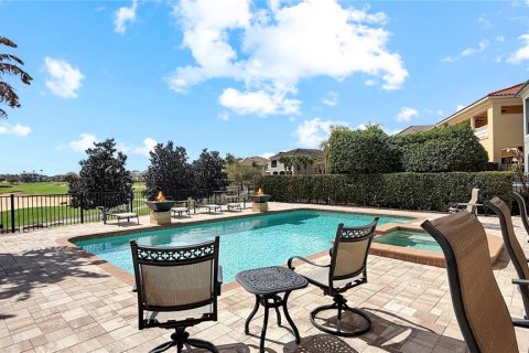 House in Four Corners, Florida 5 bedrooms, 470.18 sq.m. № 2138993 - photo 7