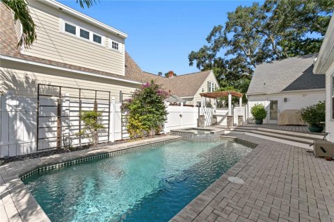 Villa ou maison à vendre à Saint Petersburg, Floride: 5 chambres, 285.49 m2 № 2399521 - photo 18