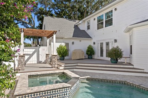 Villa ou maison à vendre à Saint Petersburg, Floride: 5 chambres, 285.49 m2 № 2399521 - photo 15