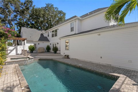 Villa ou maison à vendre à Saint Petersburg, Floride: 5 chambres, 285.49 m2 № 2399521 - photo 19