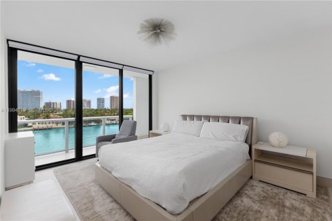 Condominio en venta en Bay Harbor Islands, Florida, 4 dormitorios, 195.56 m2 № 2326132 - foto 26