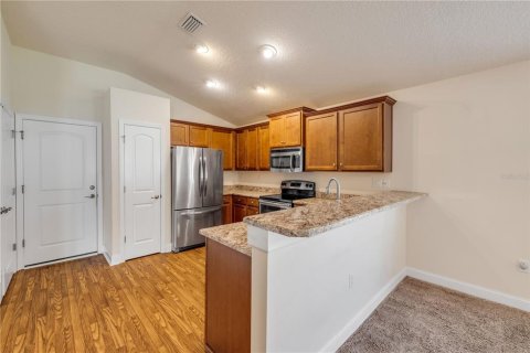 House in Edgewater, Florida 3 bedrooms, 124.86 sq.m. № 1894066 - photo 24