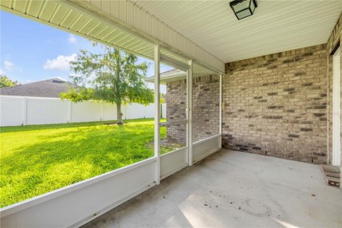 House in Edgewater, Florida 3 bedrooms, 124.86 sq.m. № 1894066 - photo 6