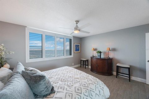 Condo in Saint Petersburg, Florida, 2 bedrooms  № 1422718 - photo 6