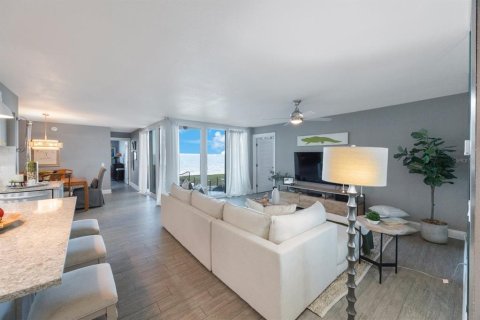 Condo in Saint Petersburg, Florida, 2 bedrooms  № 1422718 - photo 30