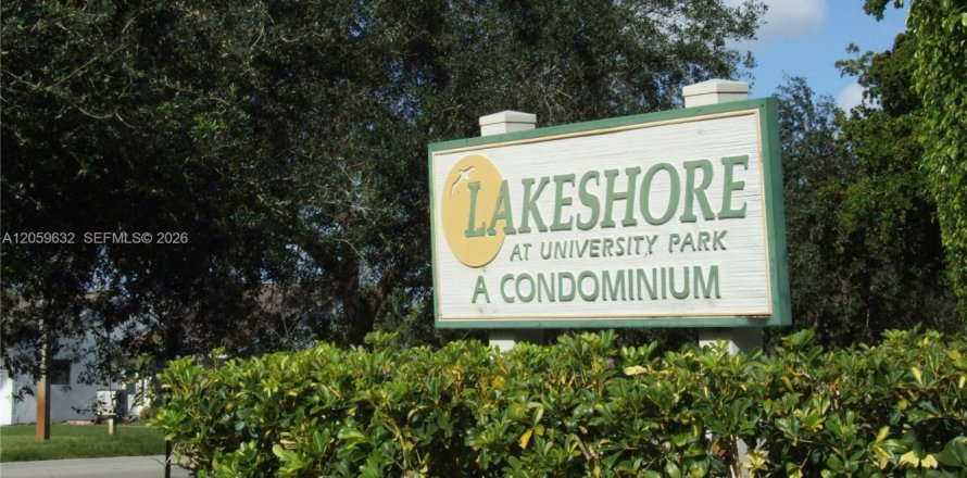 Condo à Miramar, Floride, 2 chambres  № 2274139