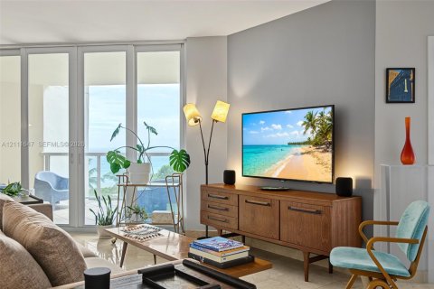 Condominio en venta en Surfside, Florida, 2 dormitorios, 148.64 m2 № 2432568 - foto 6