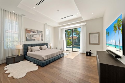 Villa ou maison à vendre à Hollywood, Floride: 4 chambres, 336.49 m2 № 1974713 - photo 25