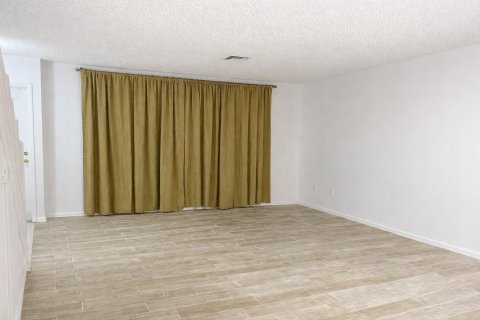 Touwnhouse à vendre à Wellington, Floride: 2 chambres, 133.5 m2 № 2192748 - photo 5