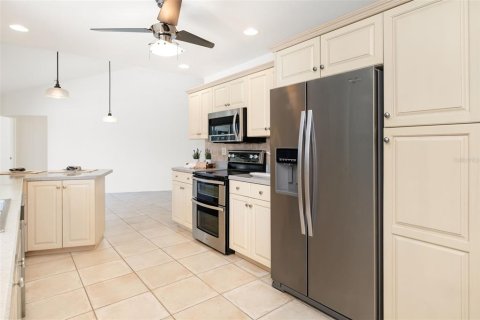 Villa ou maison à vendre à Sarasota, Floride: 3 chambres, 230.03 m2 № 2427374 - photo 12