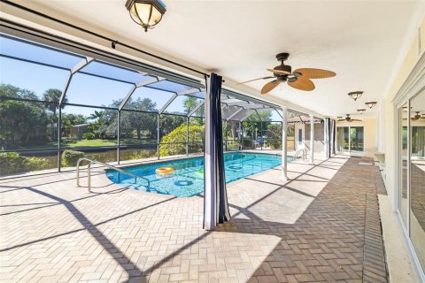 Villa ou maison à vendre à Sarasota, Floride: 3 chambres, 230.03 m2 № 2427374 - photo 18