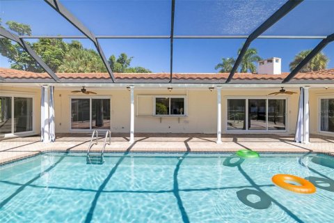 Villa ou maison à vendre à Sarasota, Floride: 3 chambres, 230.03 m2 № 2427374 - photo 20