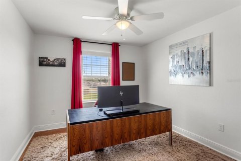 Casa en venta en Winter Haven, Florida, 5 dormitorios, 260.59 m2 № 1898850 - foto 23
