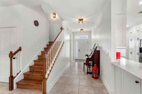 Casa en venta en Winter Haven, Florida, 5 dormitorios, 260.59 m2 № 1898850 - foto 2