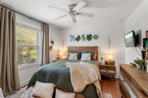 Casa en venta en Winter Haven, Florida, 5 dormitorios, 260.59 m2 № 1898850 - foto 22