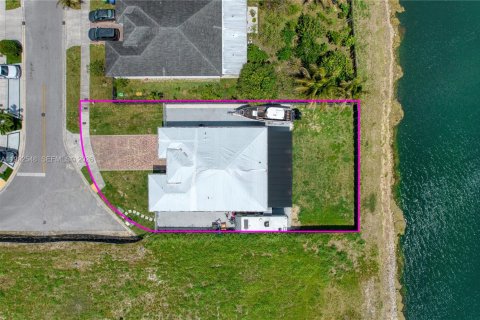 Casa en alquiler en Homestead, Florida, 4 dormitorios, 156.73 m2 № 2058183 - foto 28