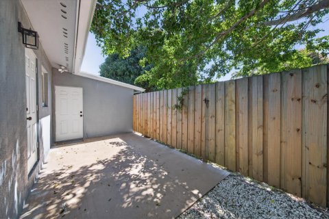 Casa en venta en Wilton Manors, Florida, 3 dormitorios, 128.39 m2 № 2087943 - foto 17