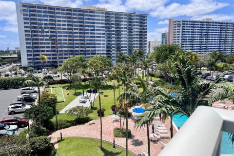 Condo in Fort Lauderdale, Florida, 1 bedroom  № 2187958 - photo 21