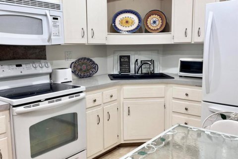 Condo in Fort Lauderdale, Florida, 1 bedroom  № 2187958 - photo 12