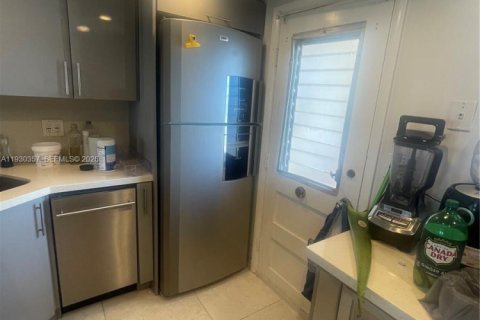 Condominio en alquiler en Aventura, Florida, 1 dormitorio, 71.35 m2 № 1993951 - foto 5