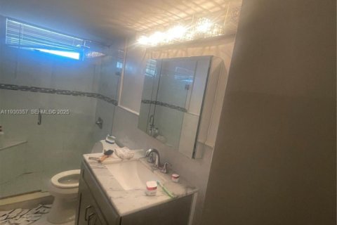 Condominio en alquiler en Aventura, Florida, 1 dormitorio, 71.35 m2 № 1993951 - foto 16