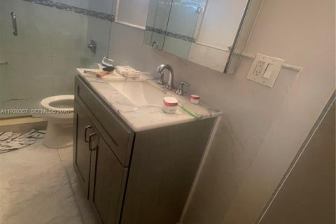 Condominio en alquiler en Aventura, Florida, 1 dormitorio, 71.35 m2 № 1993951 - foto 6