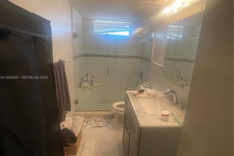 Condominio en alquiler en Aventura, Florida, 1 dormitorio, 71.35 m2 № 1993951 - foto 15