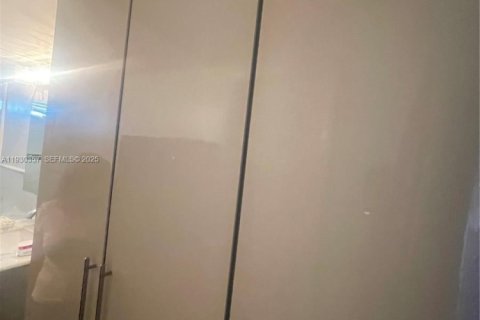 Condominio en alquiler en Aventura, Florida, 1 dormitorio, 71.35 m2 № 1993951 - foto 19