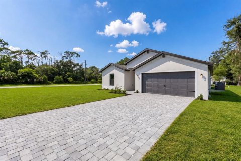 Villa ou maison à vendre à North Port, Floride: 4 chambres, 184.32 m2 № 2149445 - photo 3