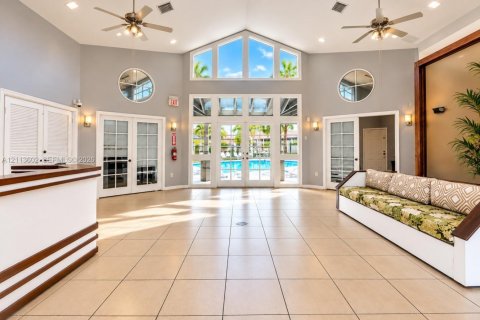 Copropriété à louer à Miami, Floride: 2 chambres, 85.1 m2 № 2434097 - photo 18