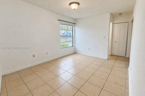 Copropriété à louer à Miami, Floride: 2 chambres, 85.1 m2 № 2434097 - photo 6