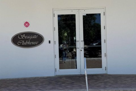 Condo in Boynton Beach, Florida, 1 bedroom  № 2188370 - photo 25