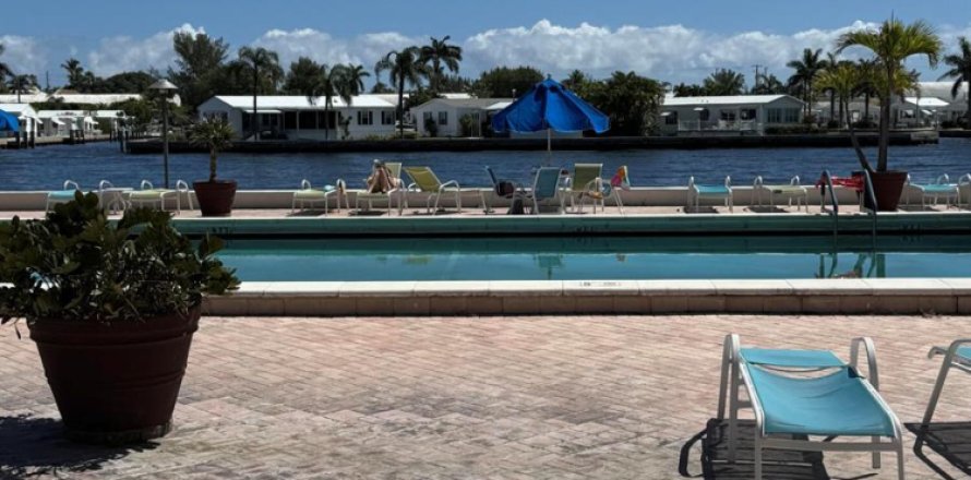 Condo in Boynton Beach, Florida, 1 bedroom  № 2188370