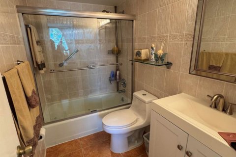 Condo in Boynton Beach, Florida, 1 bedroom  № 2188370 - photo 18