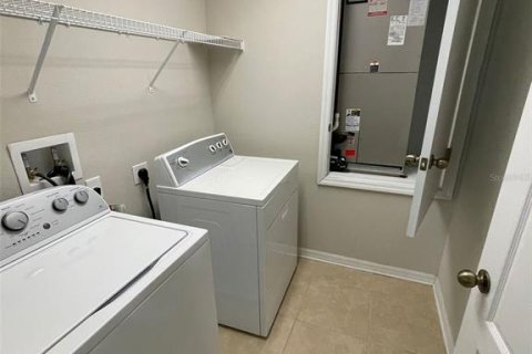 Adosado en alquiler en Sanford, Florida, 3 dormitorios, 162.58 m2 № 1895172 - foto 8
